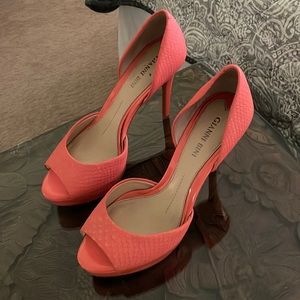 Gianni Bini high heels-super fun color to make a black dress pop!